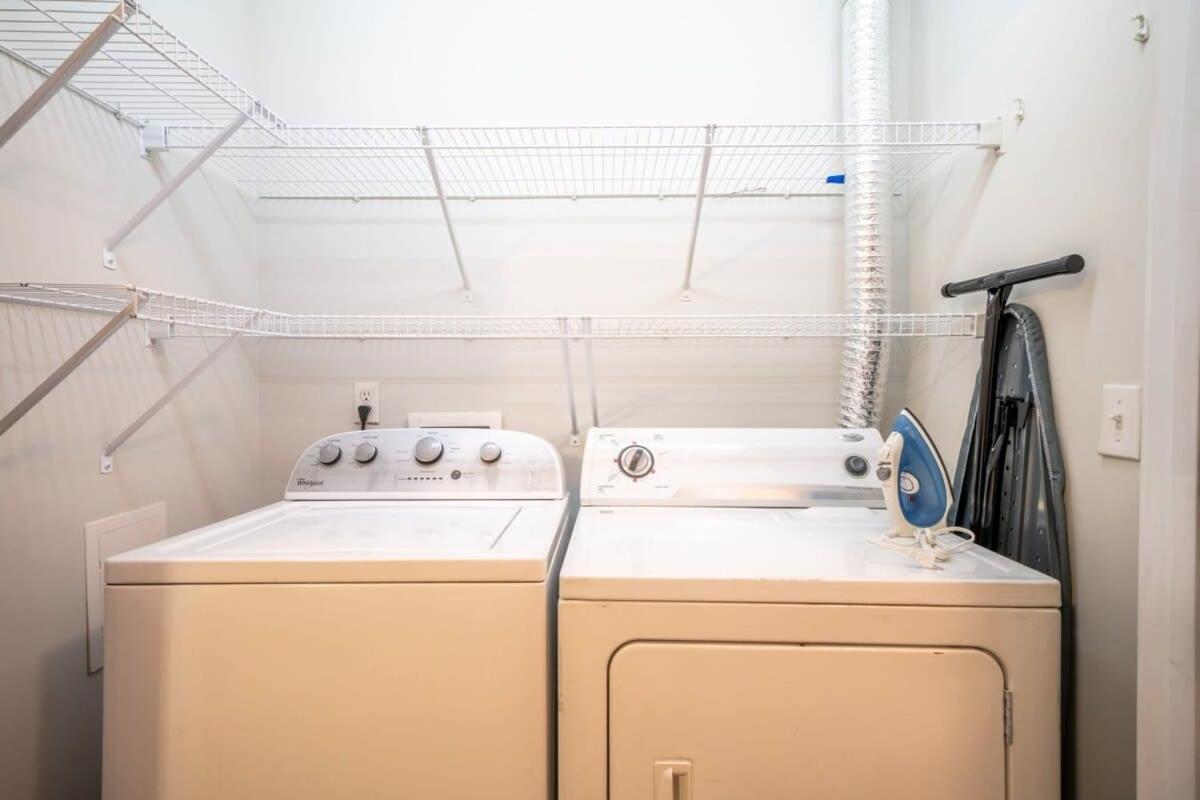 Cozysuites Music Row Stunning 2Br -Free Parking 05 Нэшвилл Экстерьер фото